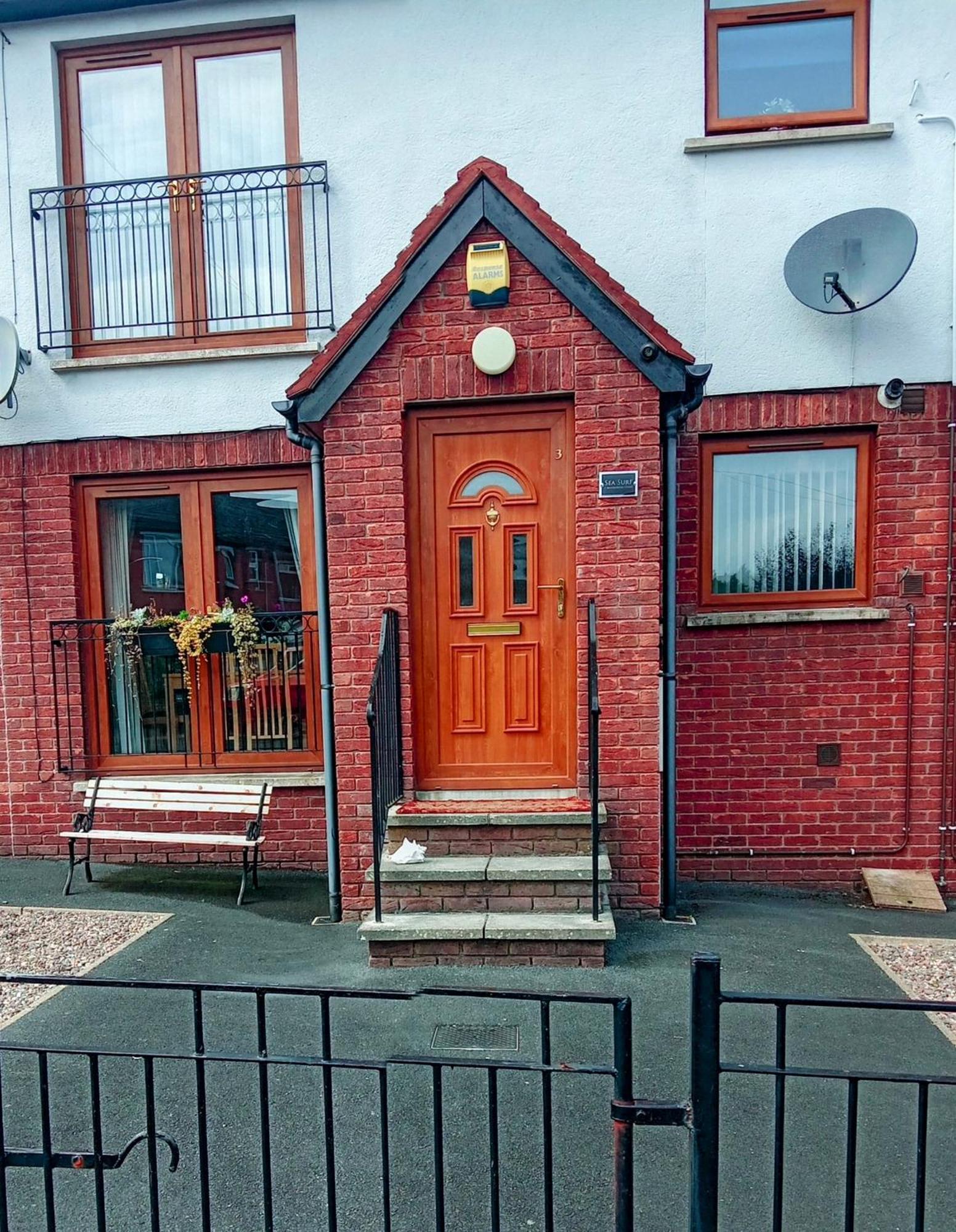 Sea Surf Apartment Bangor  Exterior photo